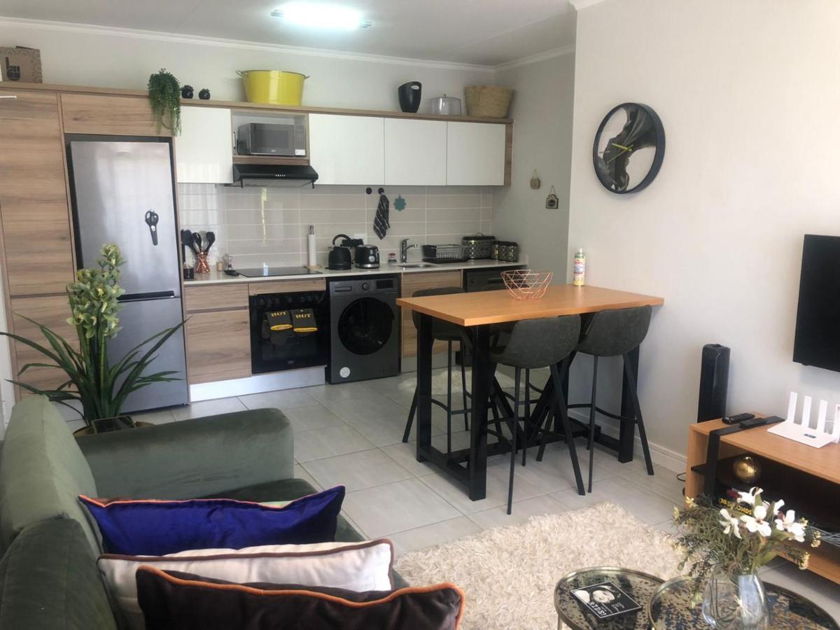 Luxurious Waterfall 1 Bedroom Condo With Free Uncapped Wifi 米德兰 外观 照片