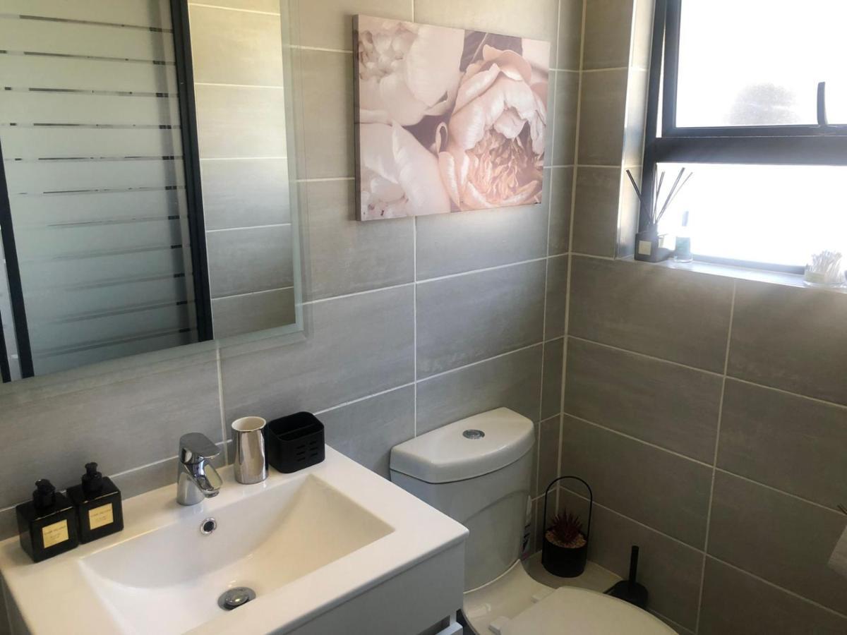 Luxurious Waterfall 1 Bedroom Condo With Free Uncapped Wifi 米德兰 外观 照片